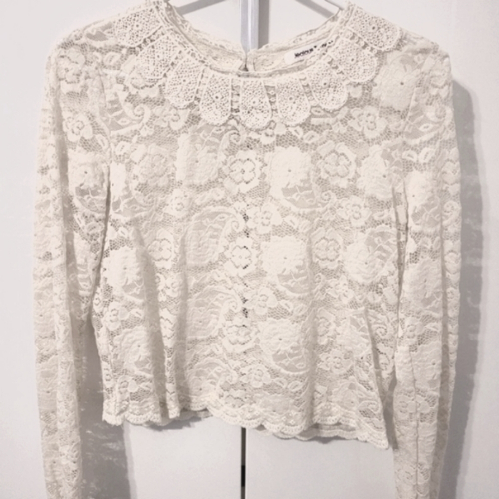 🎀Jealous Tomato lace blouse in cream/ivory